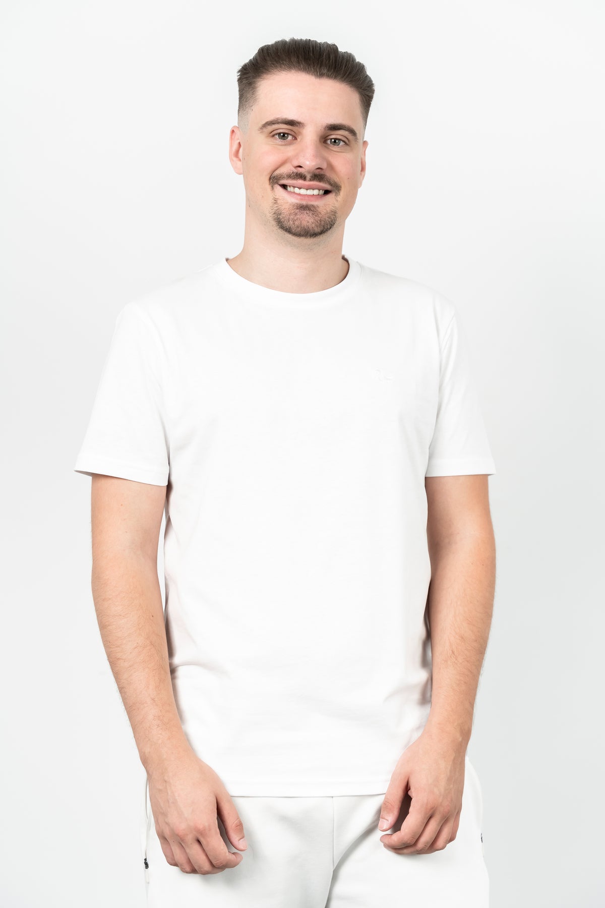 Les Canards, Tricou cu decolteu la baza gatului, detaliu cu logo, regular fit, BASS, Alb
