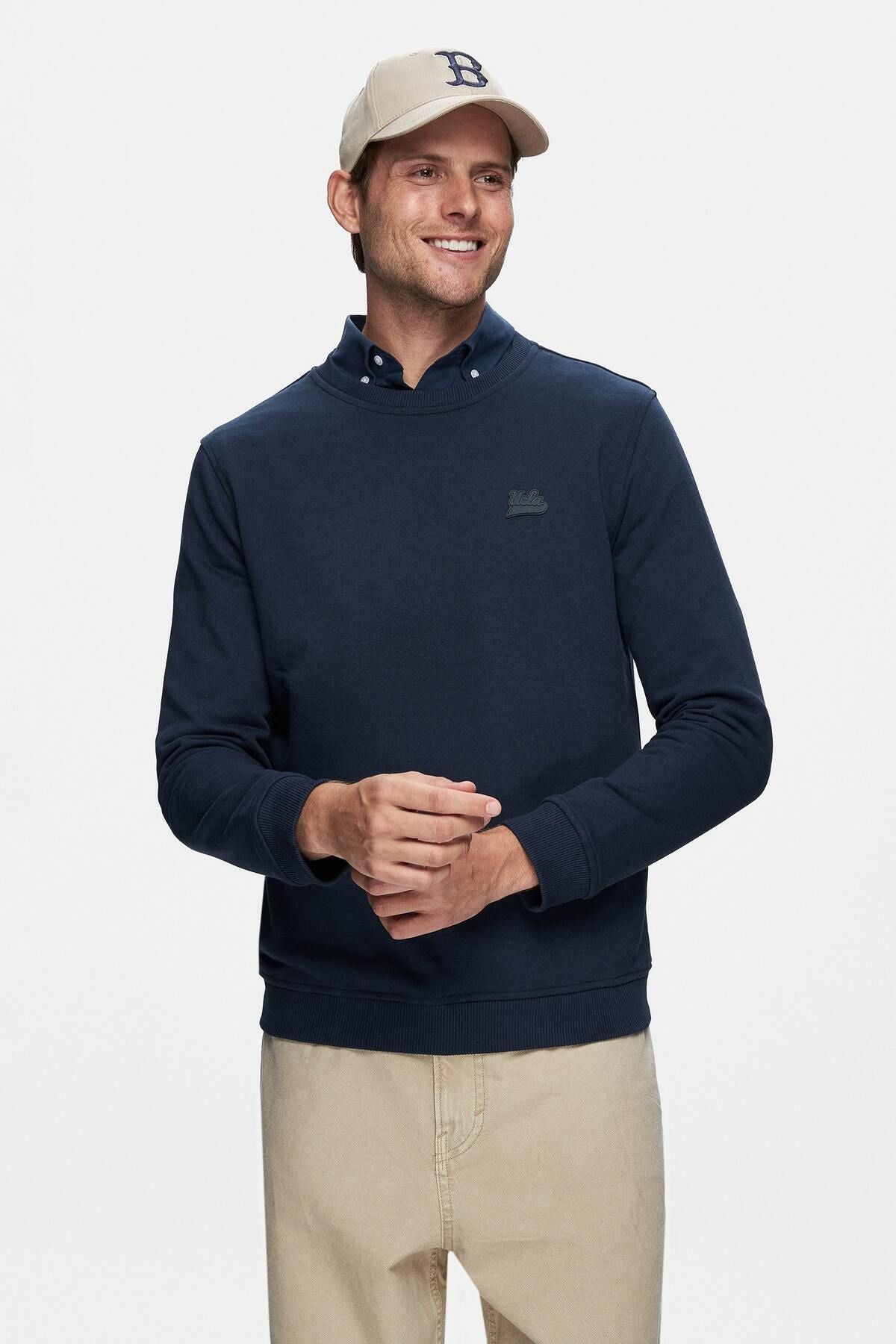 UCLA Bluza cu decolteu la baza gatului, regular fit, imprimeu cu logo, Bleumarin, SUERTE