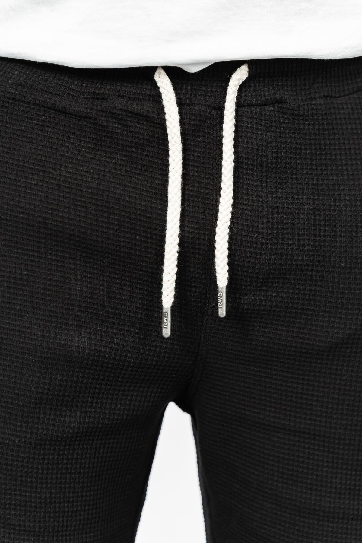RWB, Pantaloni scurti cu snur si elastic in talie, buzunare laterale, regular fit, ROZE, Negru