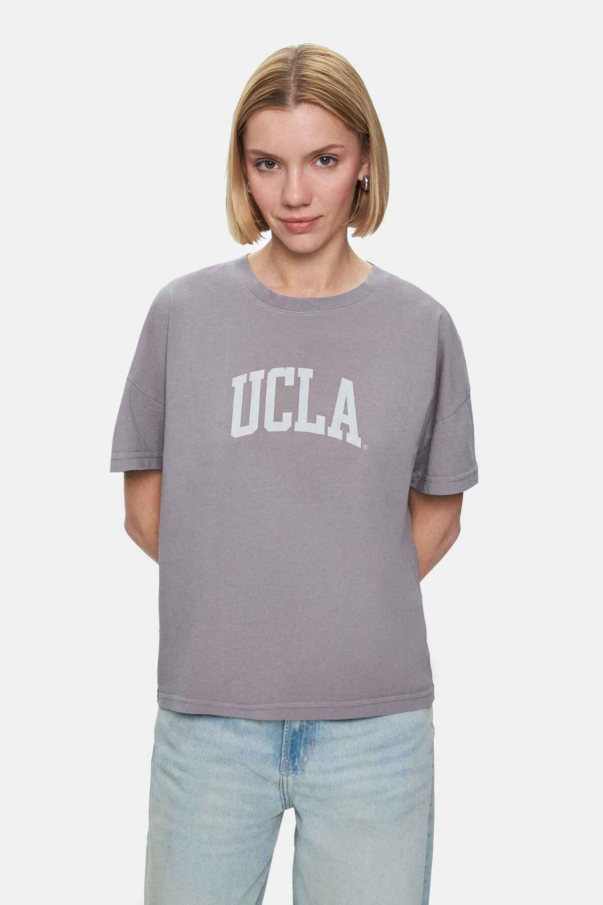 UCLA Tricou cu decolteu la baza gatului, imprimeu cu logo, regular fit, Gri, EVERLEE