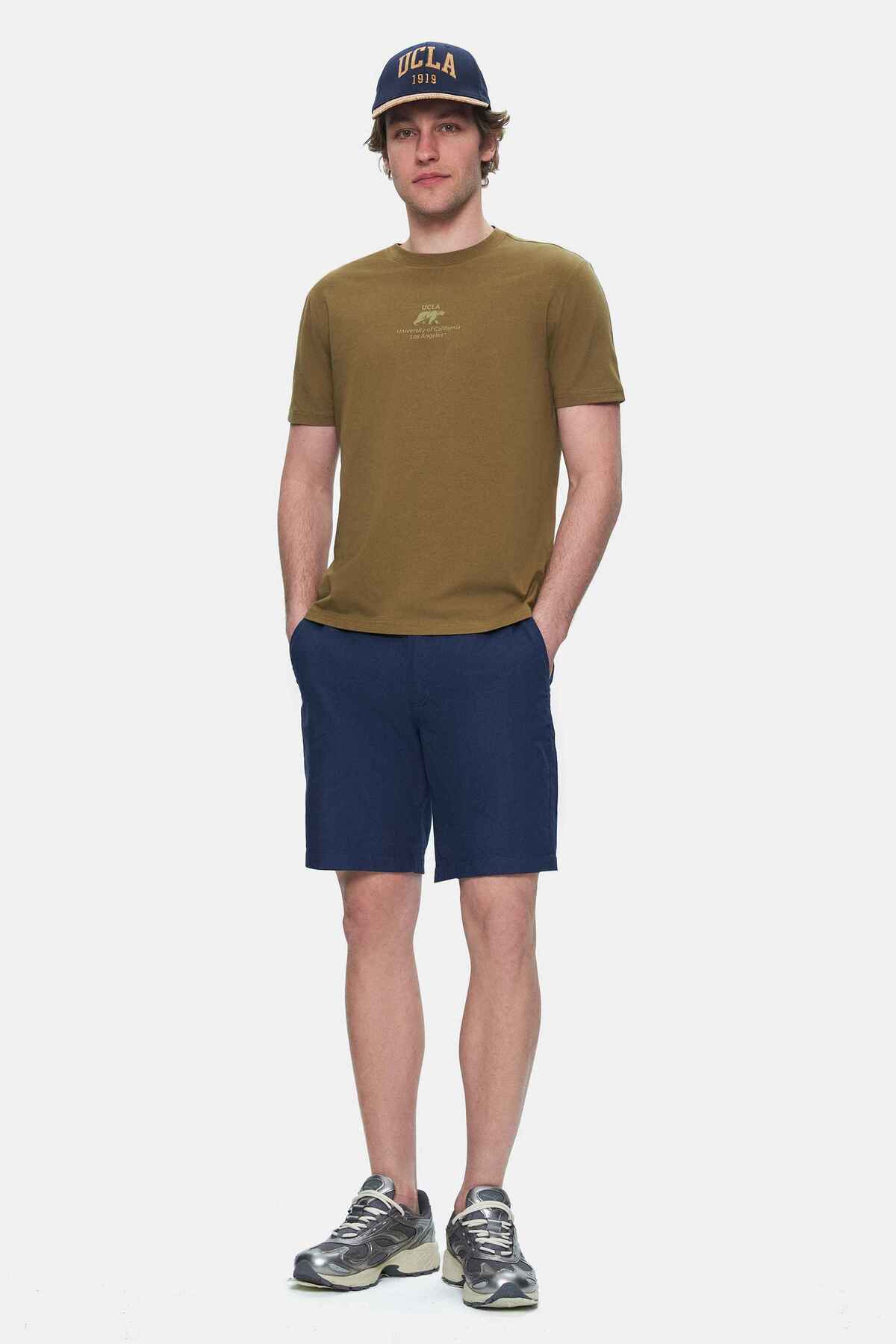 UCLA Tricou cu decolteu la baza gatului, imprimeu cu logo, regular fit, Verde, FABIO