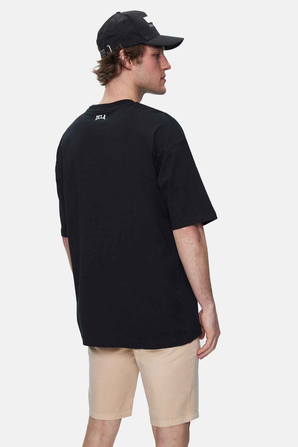 UCLA Tricou cu decolteu la baza gatului, imprimeu cu logo, regular fit, Negru, AIRE