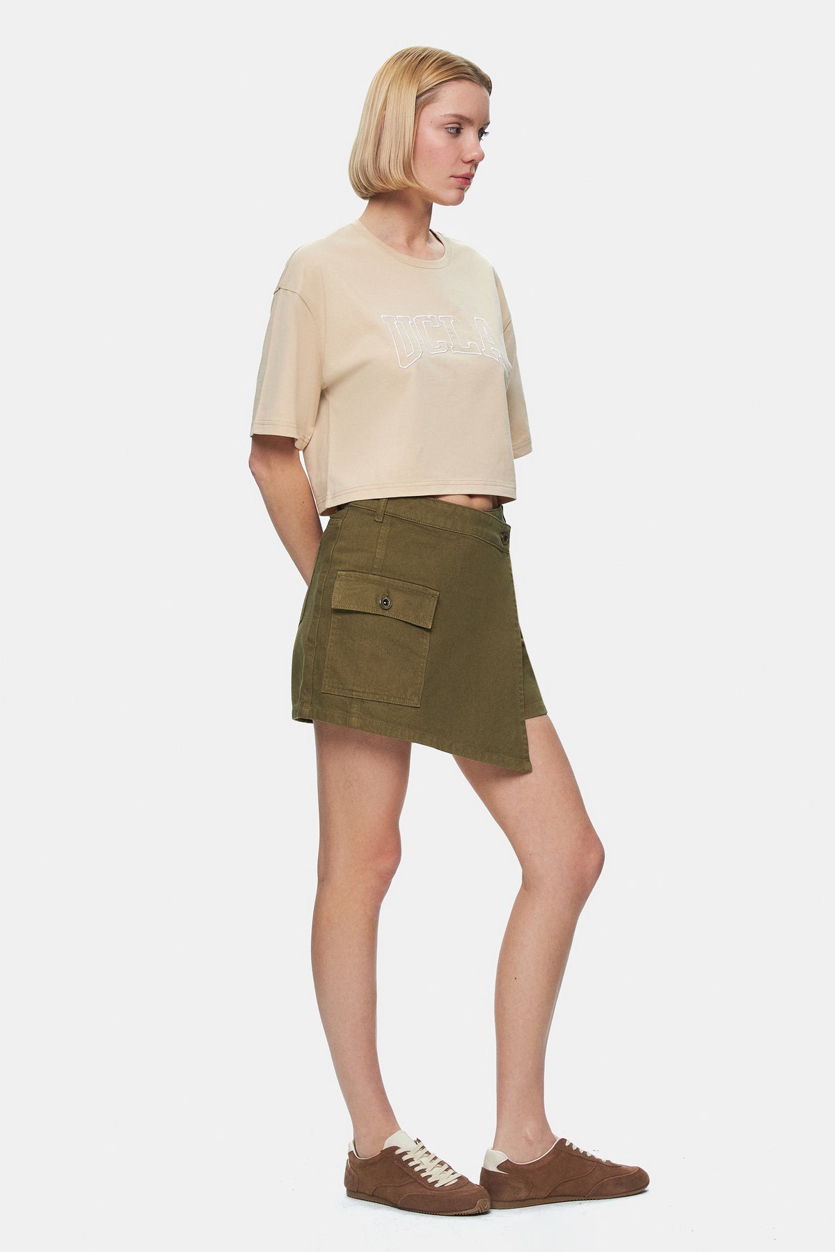 UCLA Pantaloni scurti cu snur si banda elastica in talie, buzunare laterale si imprimeu cu logo discret, Kaki, LINDA