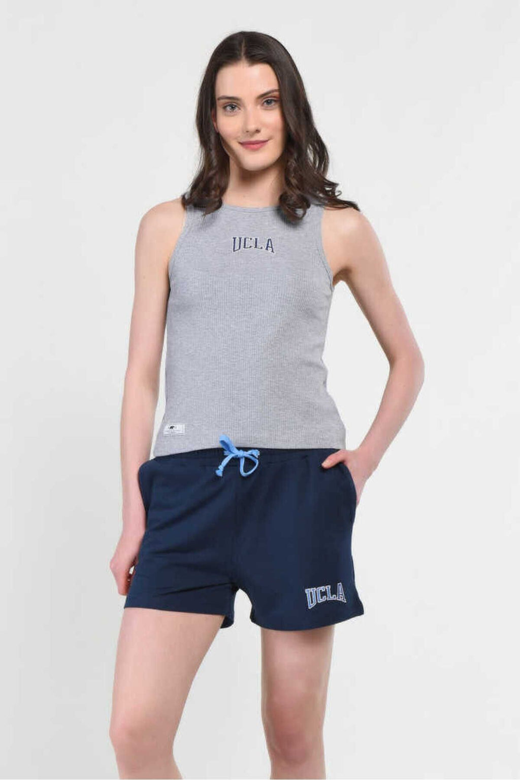 UCLA Pantaloni scurti cu snur si banda elastica in talie, buzunare laterale si imprimeu cu logo discret, Bleumarin, ROSA