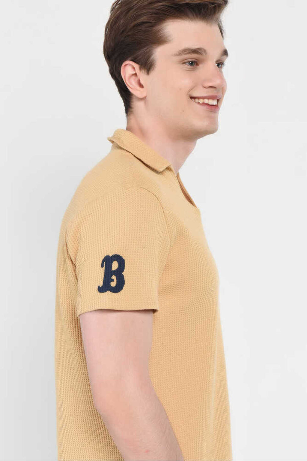 UCLA Tricou cu decolteu la baza gatului, imprimeu cu logo, regular fit, Bej, RUSSEL