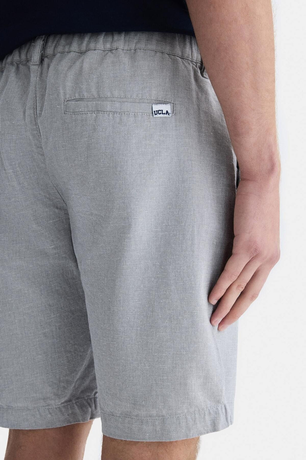 UCLA Pantaloni scurti cu snur si banda elastica in talie, buzunare laterale si imprimeu cu logo discret, Gri, PALISADES