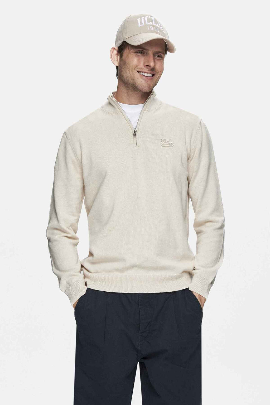 UCLA Pulover tip tricot, cu logo brodat, decolteu la baza gatului, Alb, FRED