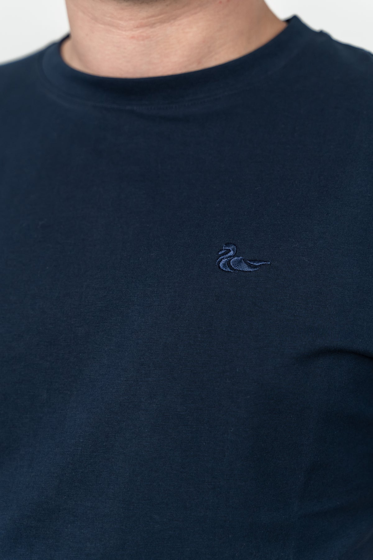 Les Canards, Tricou cu decolteu la baza gatului, detaliu cu logo, regular fit, BASS, Bleumarin