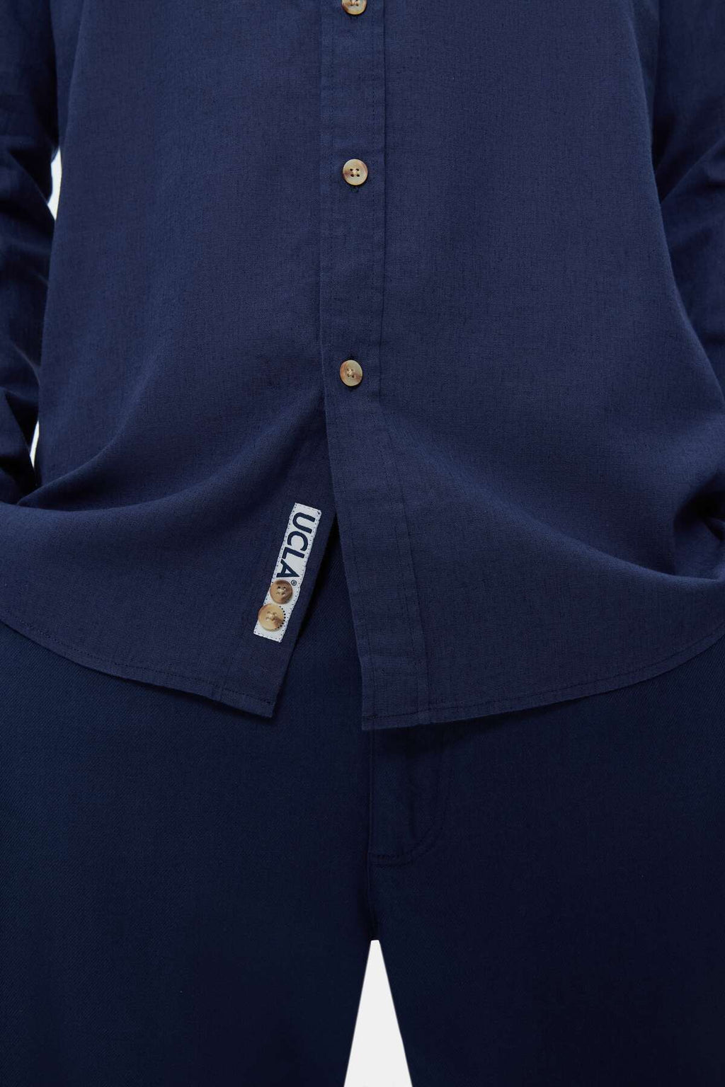 UCLA Camsa cu nasturi si guler, material lejer, regular fit Bleumarin, JACQUEZ