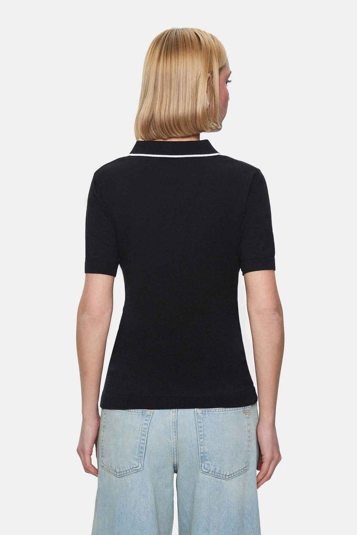 UCLA Tricou cu decolteu la baza gatului, imprimeu cu logo, regular fit, Negru, SASHA