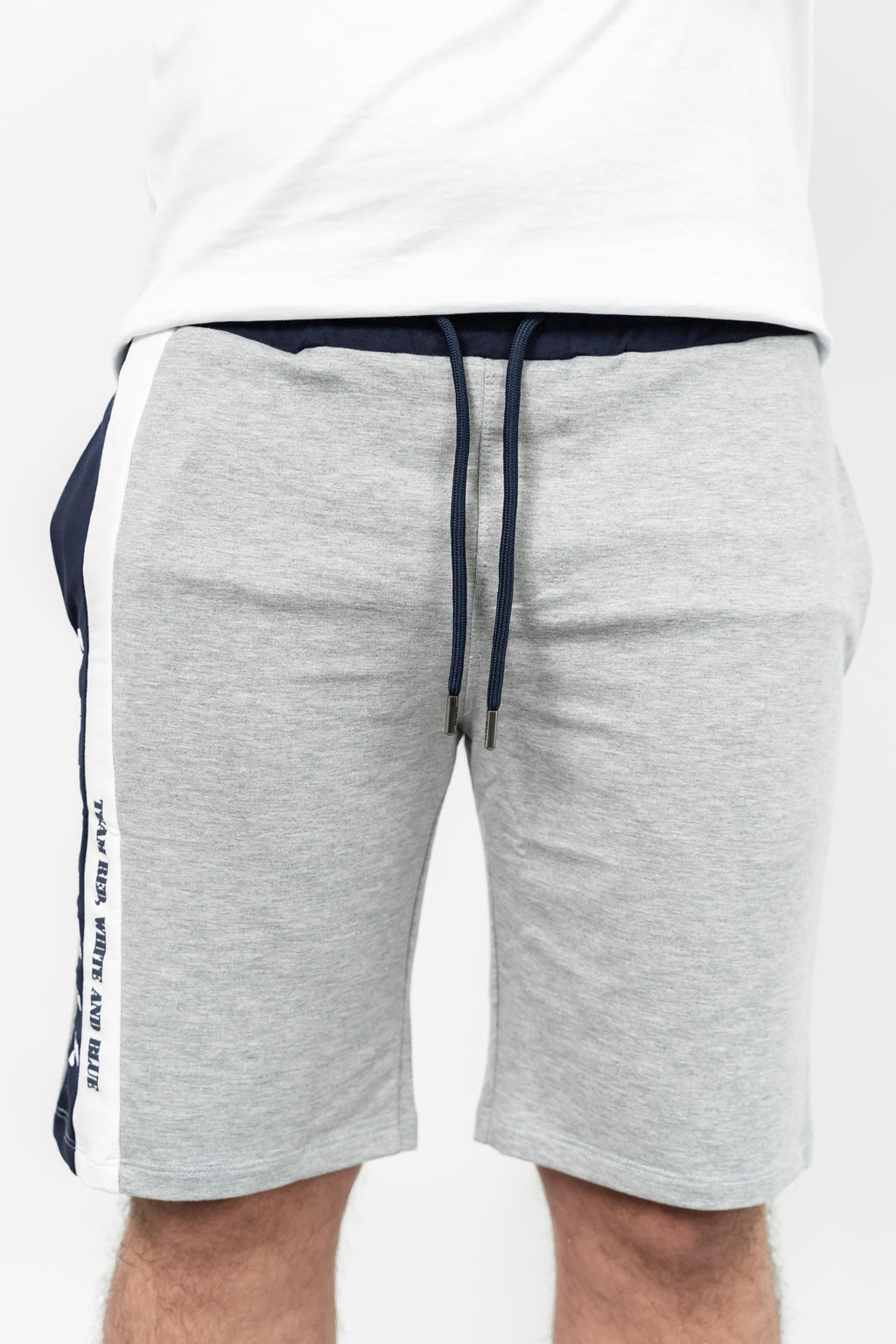 RWB, Pantaloni scurti cu snur si elastic in talie, buzunare laterale, regular fit, ROZRA, Gri