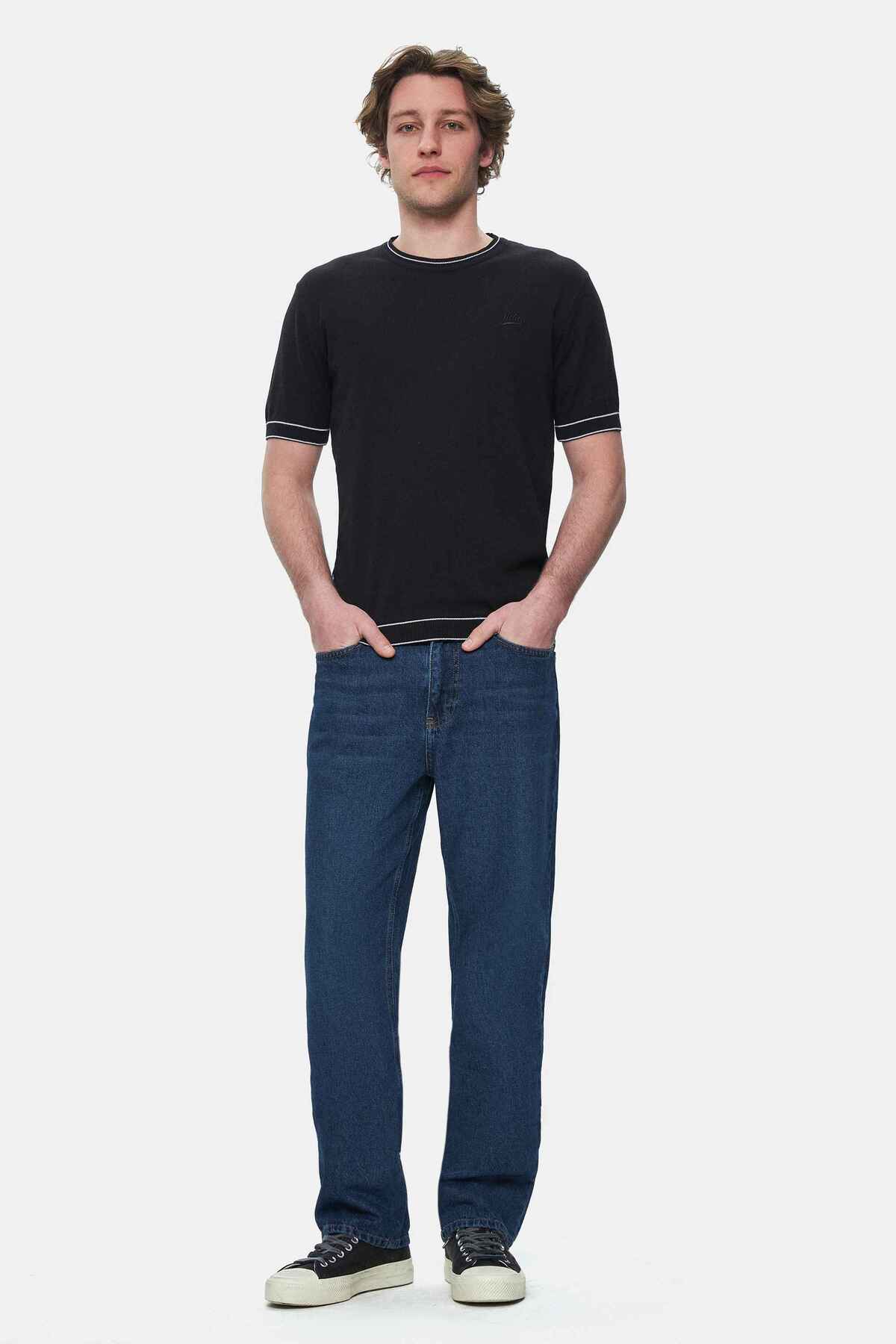 UCLA Tricou cu decolteu la baza gatului, imprimeu cu logo, regular fit, Negru, FARED