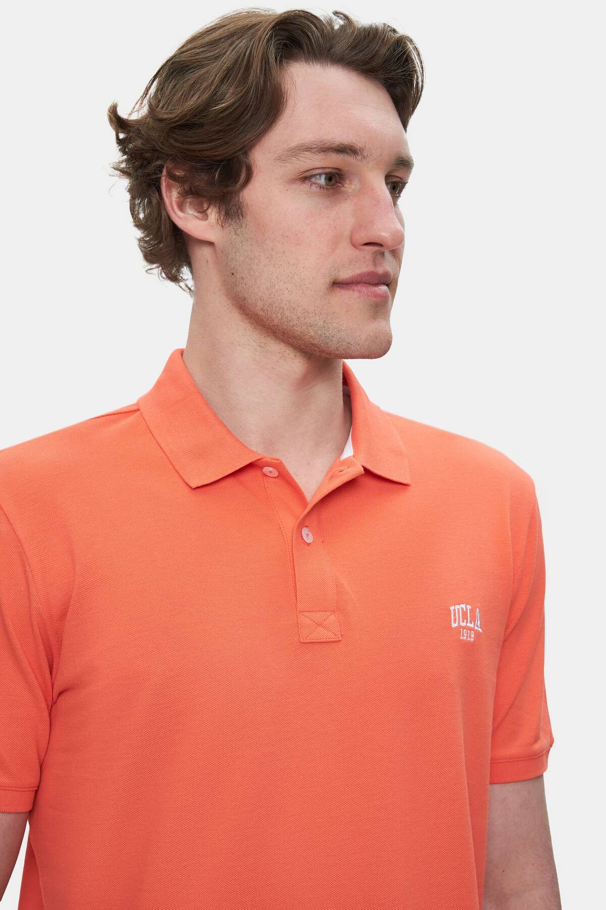 UCLA Tricou cu guler si nasturi, regular fit, logo brodat discret, Roz deschis, LAKES