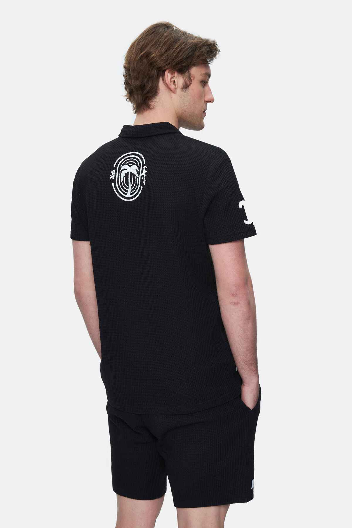 UCLA Tricou cu decolteu la baza gatului, imprimeu cu logo, regular fit, Negru, RUSSEL