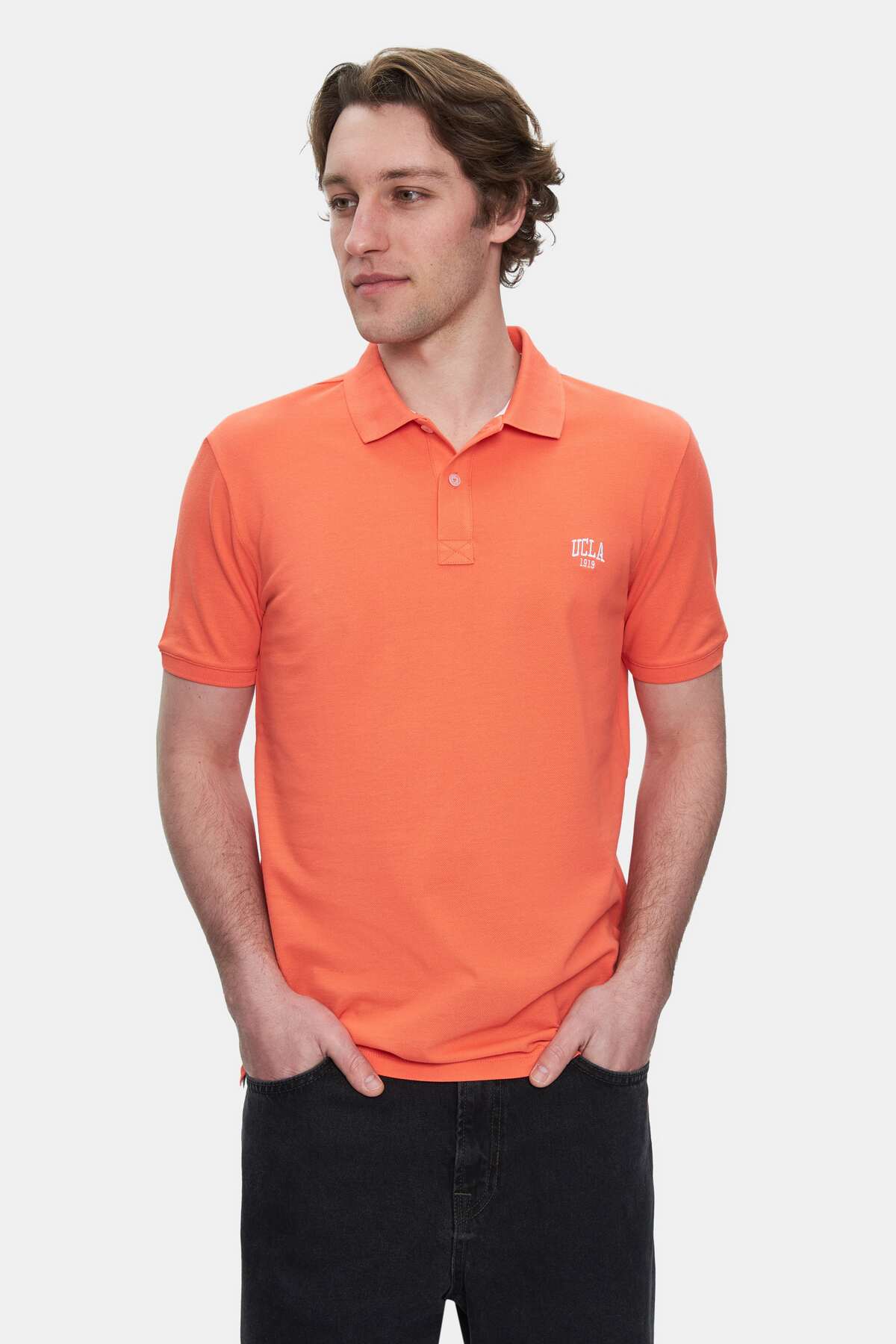 UCLA Tricou cu guler si nasturi, regular fit, logo brodat discret, Roz deschis, LAKES