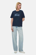 UCLA Tricou cu decolteu la baza gatului, imprimeu cu logo, regular fit, Bleumarin, EVERLEE