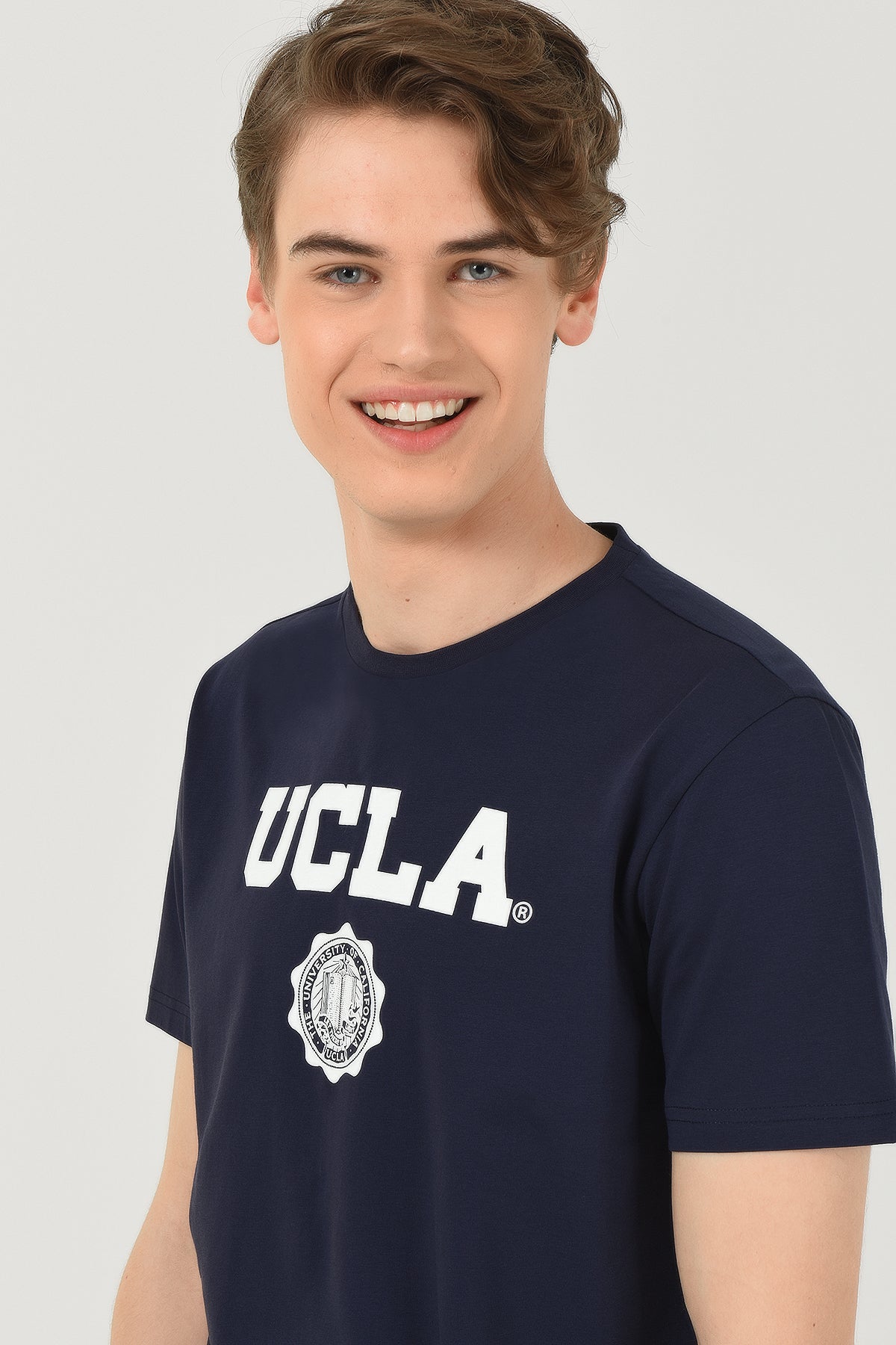 UCLA Tricou cu decolteu la baza gatului, imprimeu cu logo, regular fit, Bleumarin, GAYLEY