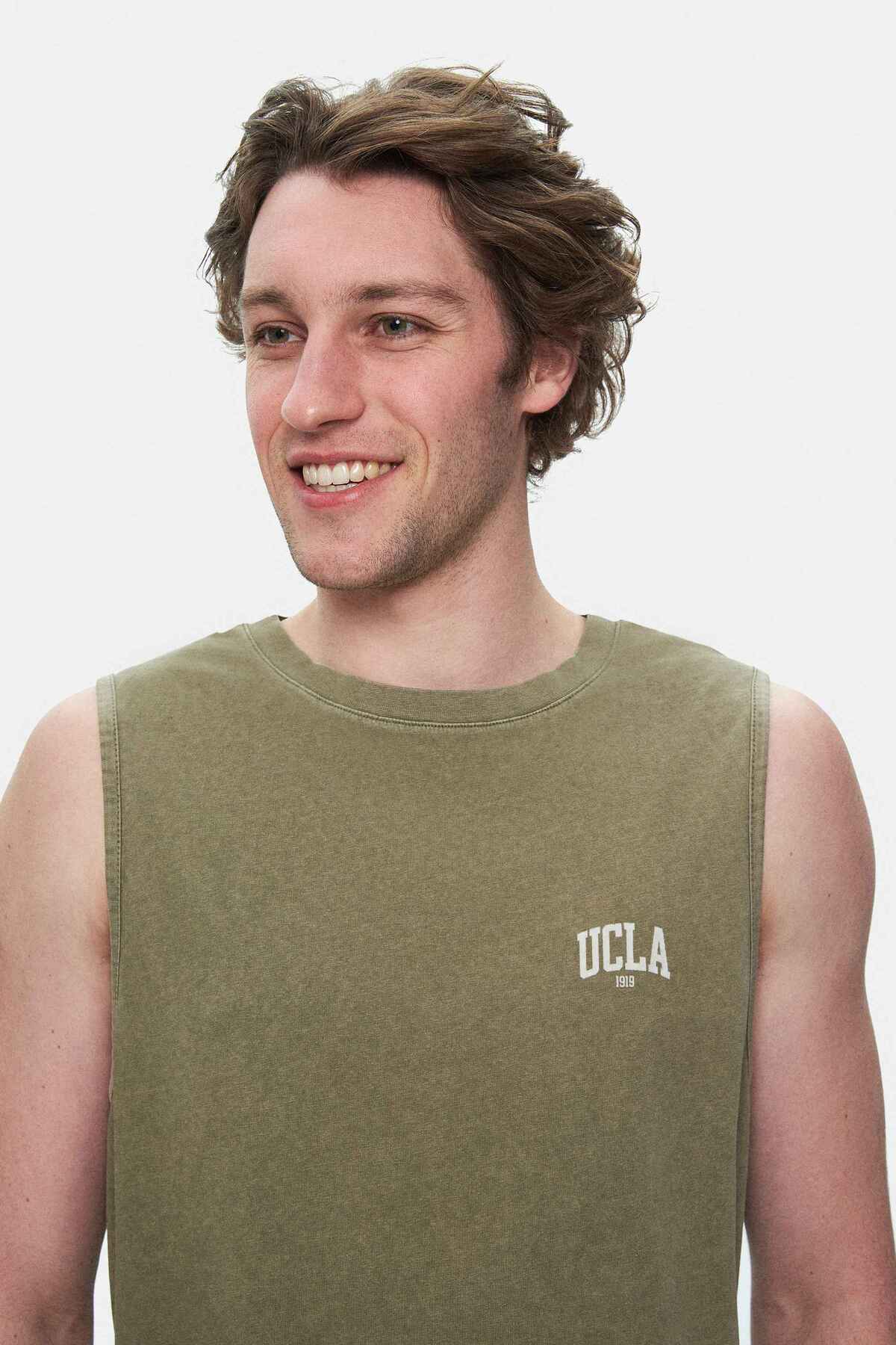 UCLA Tricou cu decolteu la baza gatului, imprimeu cu logo, regular fit, Verde, ELTON