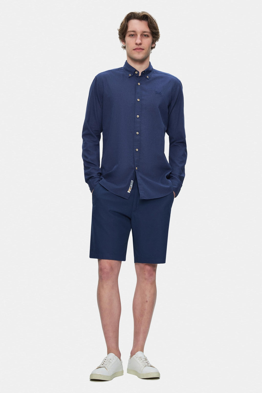 UCLA Camsa cu nasturi si guler, material lejer, regular fit Bleumarin, JACQUEZ