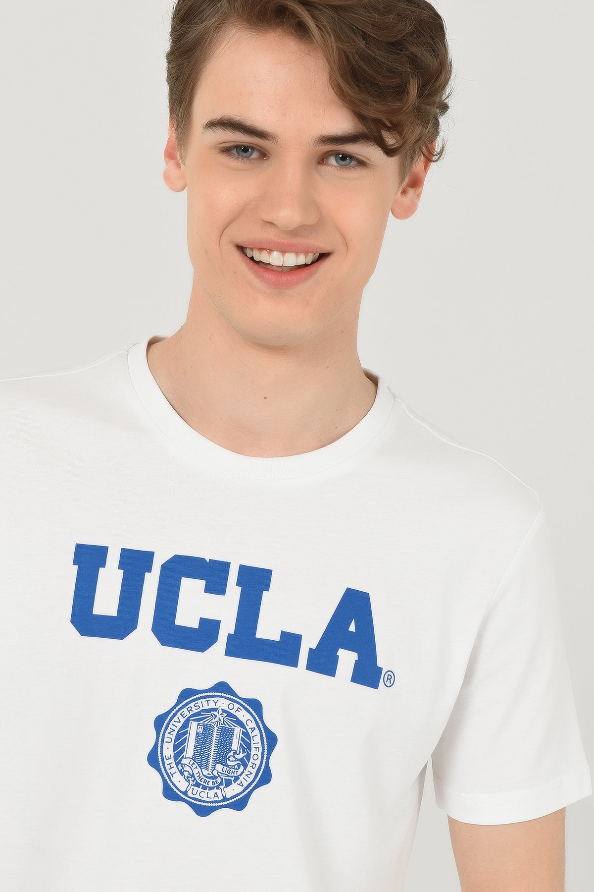 UCLA Tricou cu decolteu la baza gatului, imprimeu cu logo, regular fit, Alb, GAYLEY
