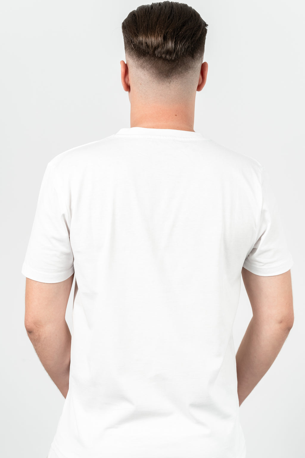 Les Canards, Tricou cu decolteu la baza gatului, detaliu cu logo, regular fit, BASS, Alb