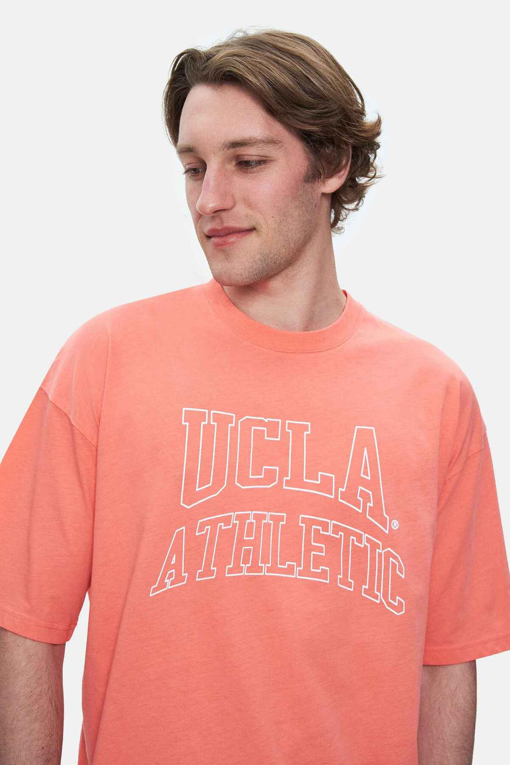 UCLA Tricou cu decolteu la baza gatului, imprimeu cu logo, regular fit, Roz deschis, WEBSTER