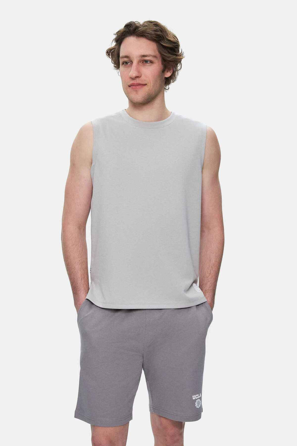 UCLA Tricou cu decolteu la baza gatului, imprimeu cu logo, regular fit, Gri, BODHI