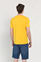 UCLA Tricou cu decolteu la baza gatului, imprimeu cu logo, regular fit, Galben, GAYLEY