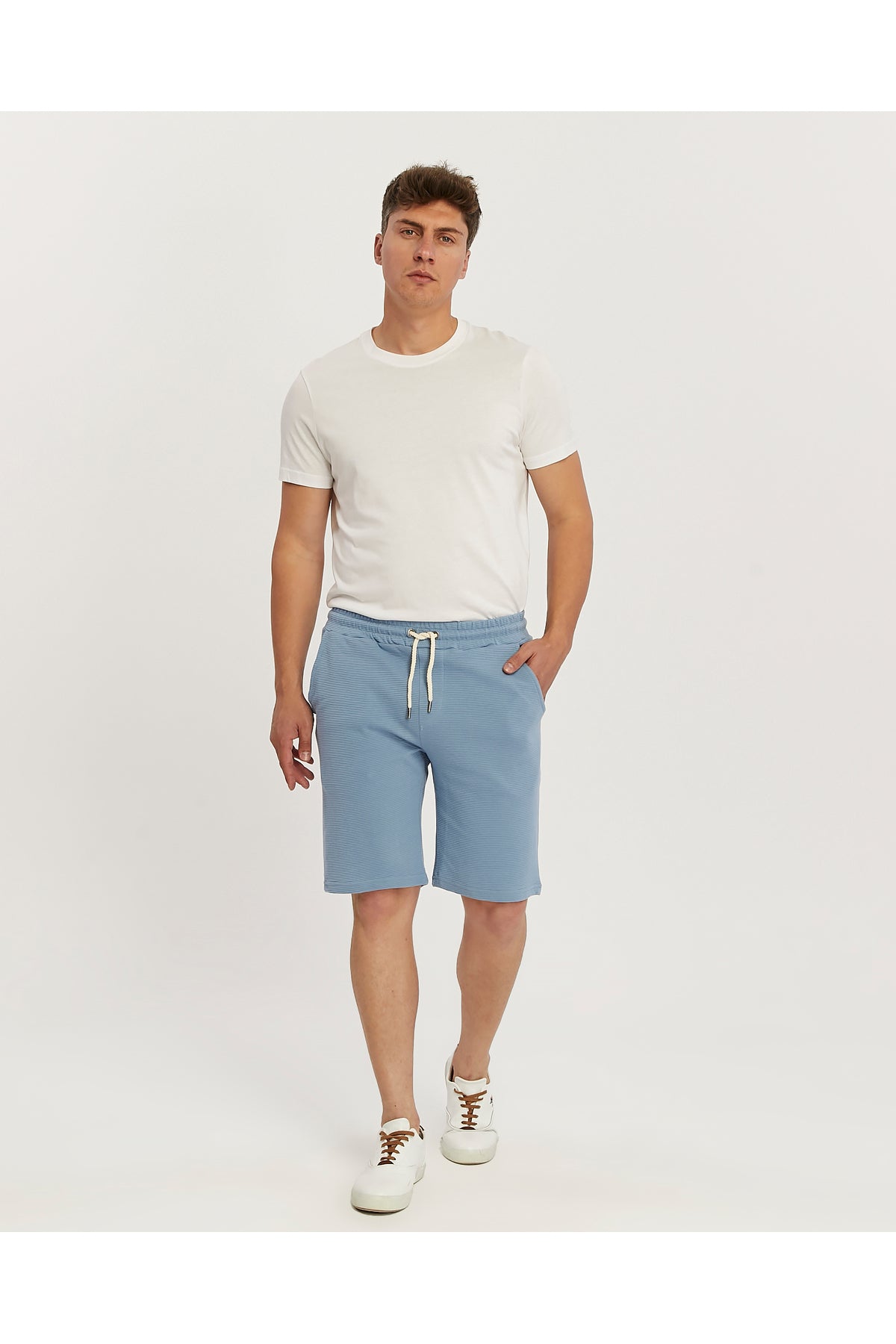 RWB, Pantaloni scurti cu snur si elastic in talie, buzunare laterale, regular fit, OTTOSORT-SS24, Indigo