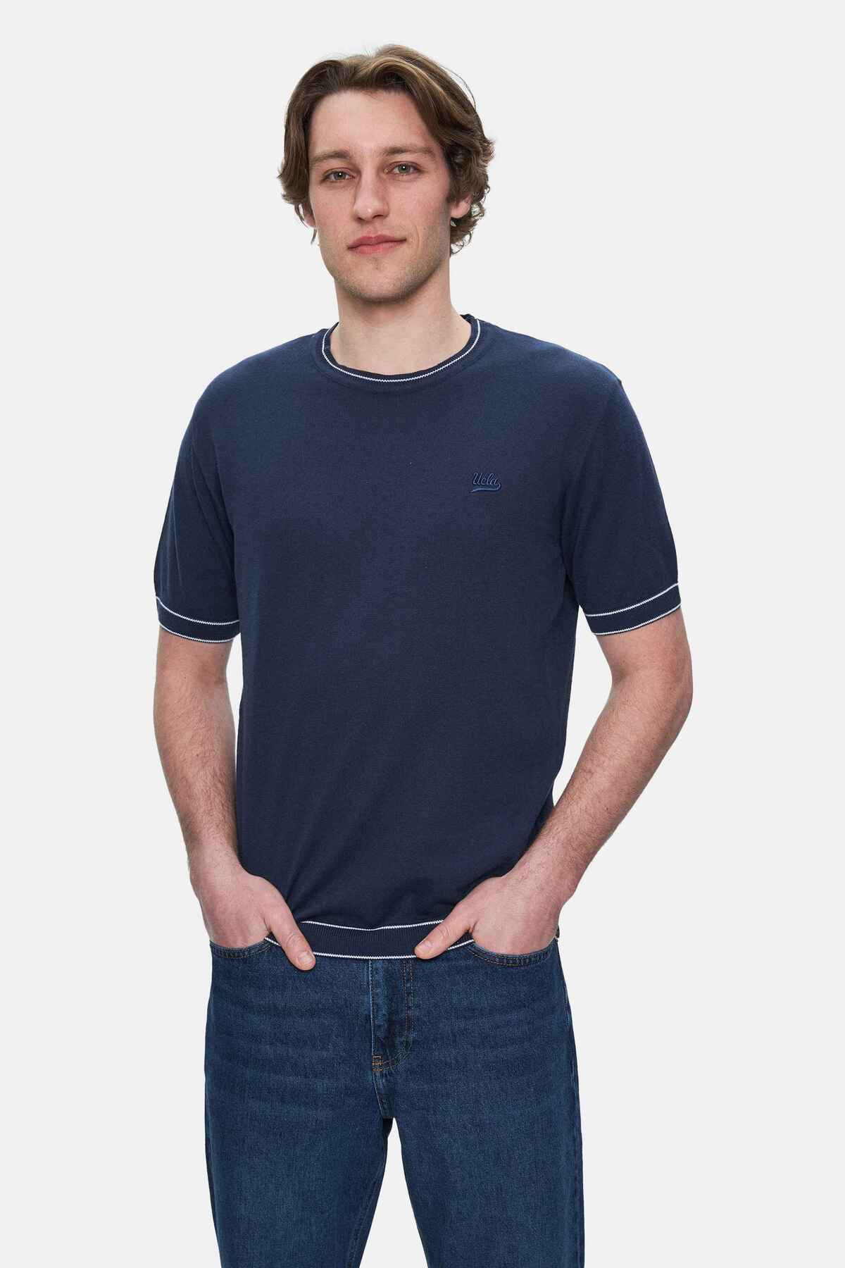UCLA Tricou cu decolteu la baza gatului, imprimeu cu logo, regular fit, Bleumarin, FARED