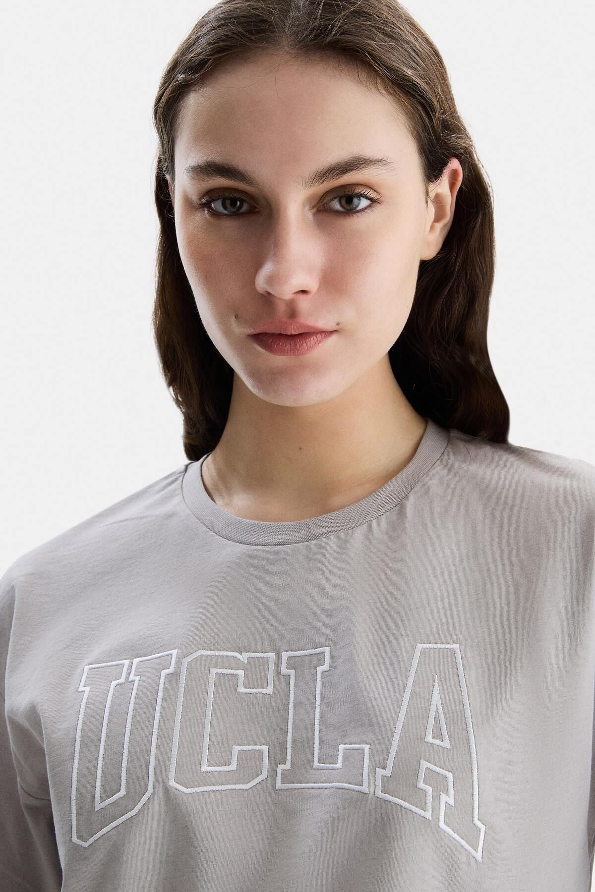 UCLA Tricou cu decolteu la baza gatului, imprimeu cu logo, regular fit, Gri, HELENA