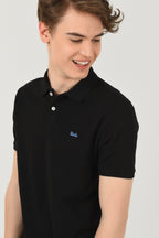 UCLA Tricou cu guler si nasturi, regular fit, logo brodat discret, Negru, LAKE