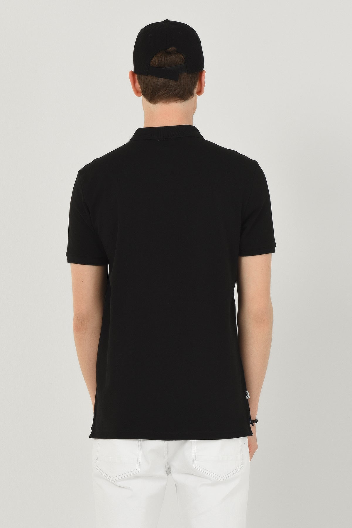 UCLA Tricou cu guler si nasturi, regular fit, logo brodat discret, Negru, LAKE