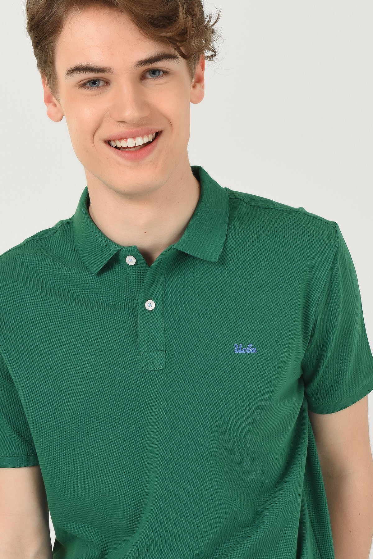 UCLA Tricou cu guler si nasturi, regular fit, logo brodat discret, Verde, LAKE