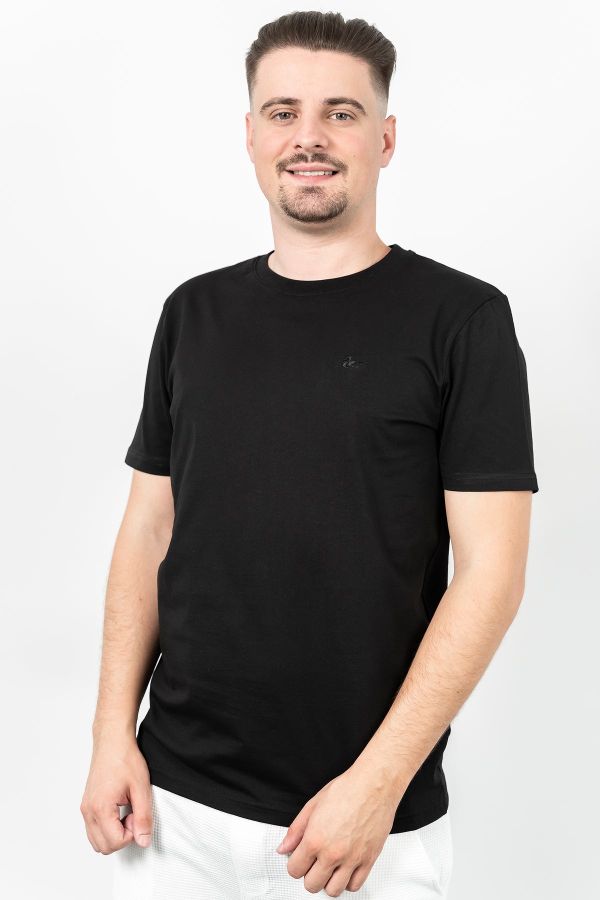 Les Canards, Tricou cu decolteu la baza gatului, detaliu cu logo, regular fit, BASS, Negru
