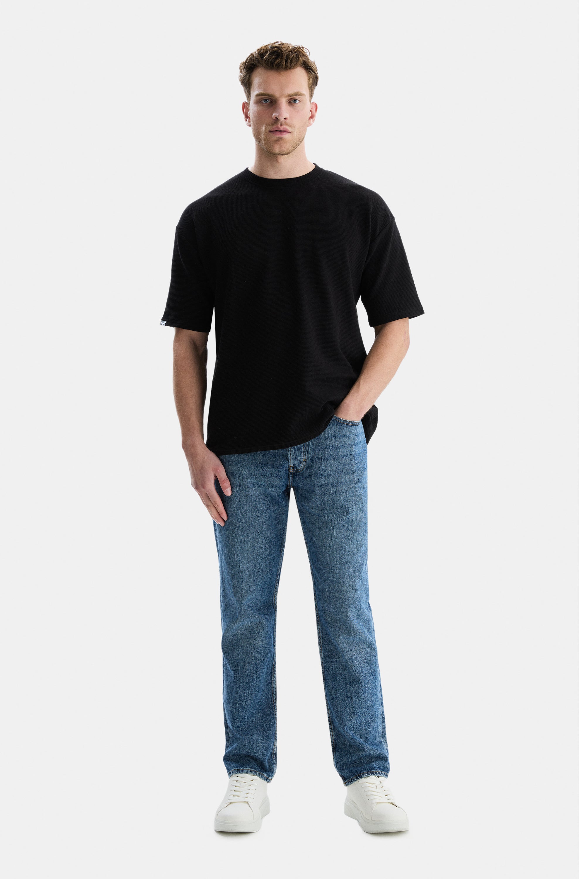UCLA Tricou cu decolteu la baza gatului, imprimeu cu logo, regular fit, Negru, CASTAC