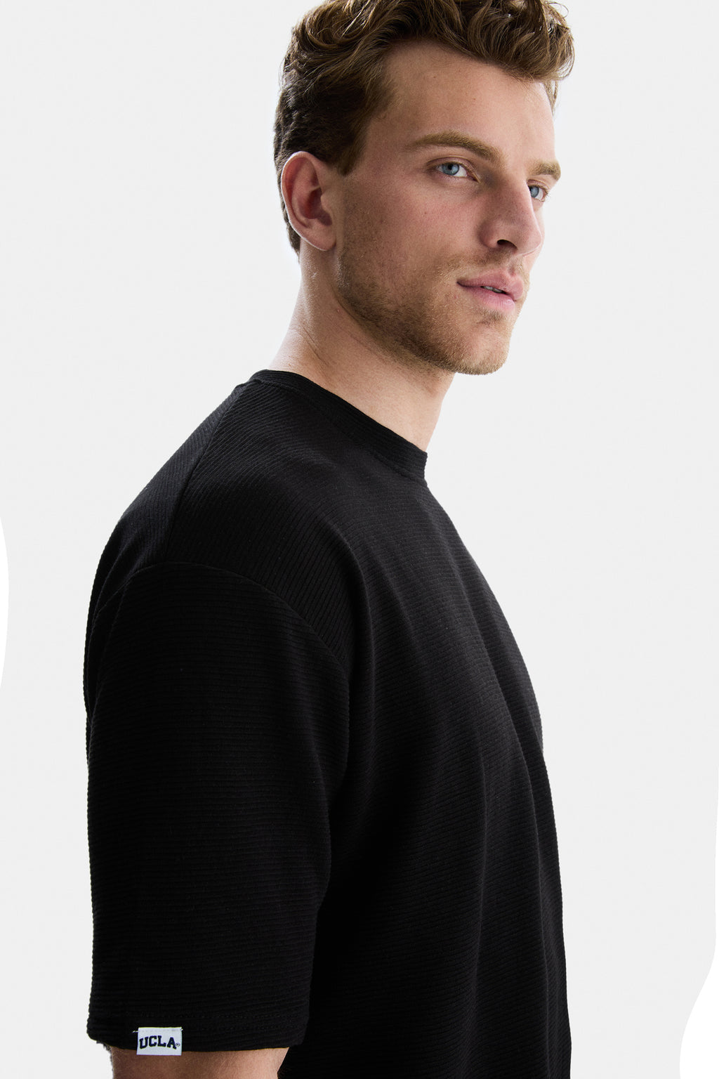 UCLA Tricou cu decolteu la baza gatului, imprimeu cu logo, regular fit, Negru, CASTAC