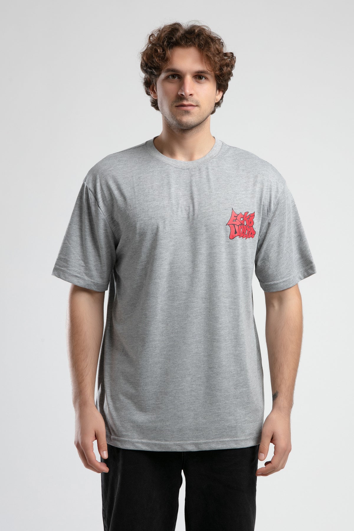 Ecko Unltd. Tricou cu decolteu la baza gatului si imprimeu cu logo