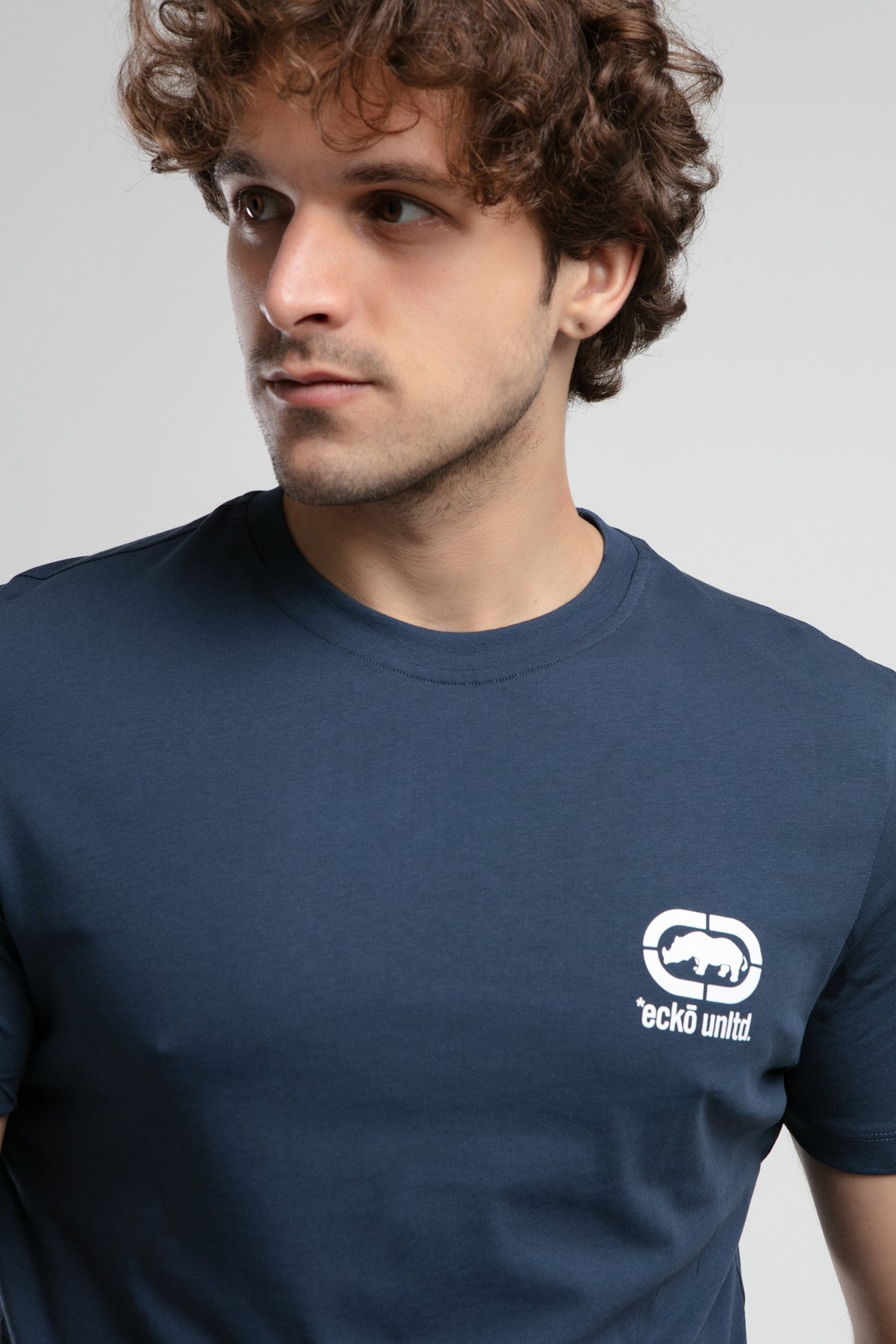 Ecko Unltd. Tricou cu decolteu la baza gatului si imprimeu cu logo