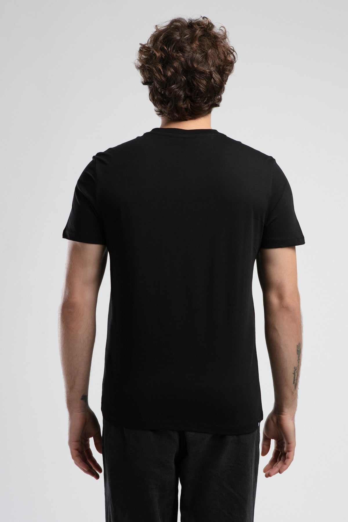 Ecko Unltd. Tricou cu decolteu la baza gatului si imprimeu cu logo