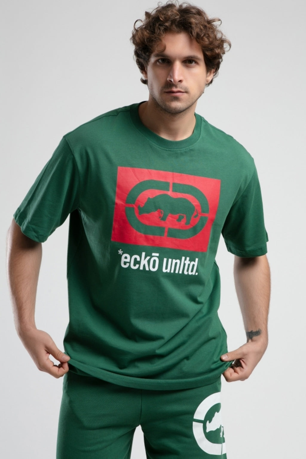 Ecko Unltd. Tricou cu decolteu la baza gatului si imprimeu cu logo