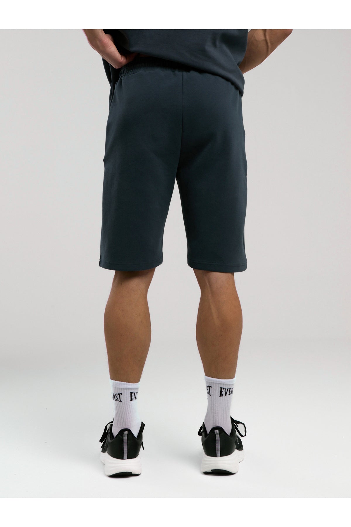 Everlast Pantaloni scurti cu talie elastica si snur, buzunare laterale si logo discret