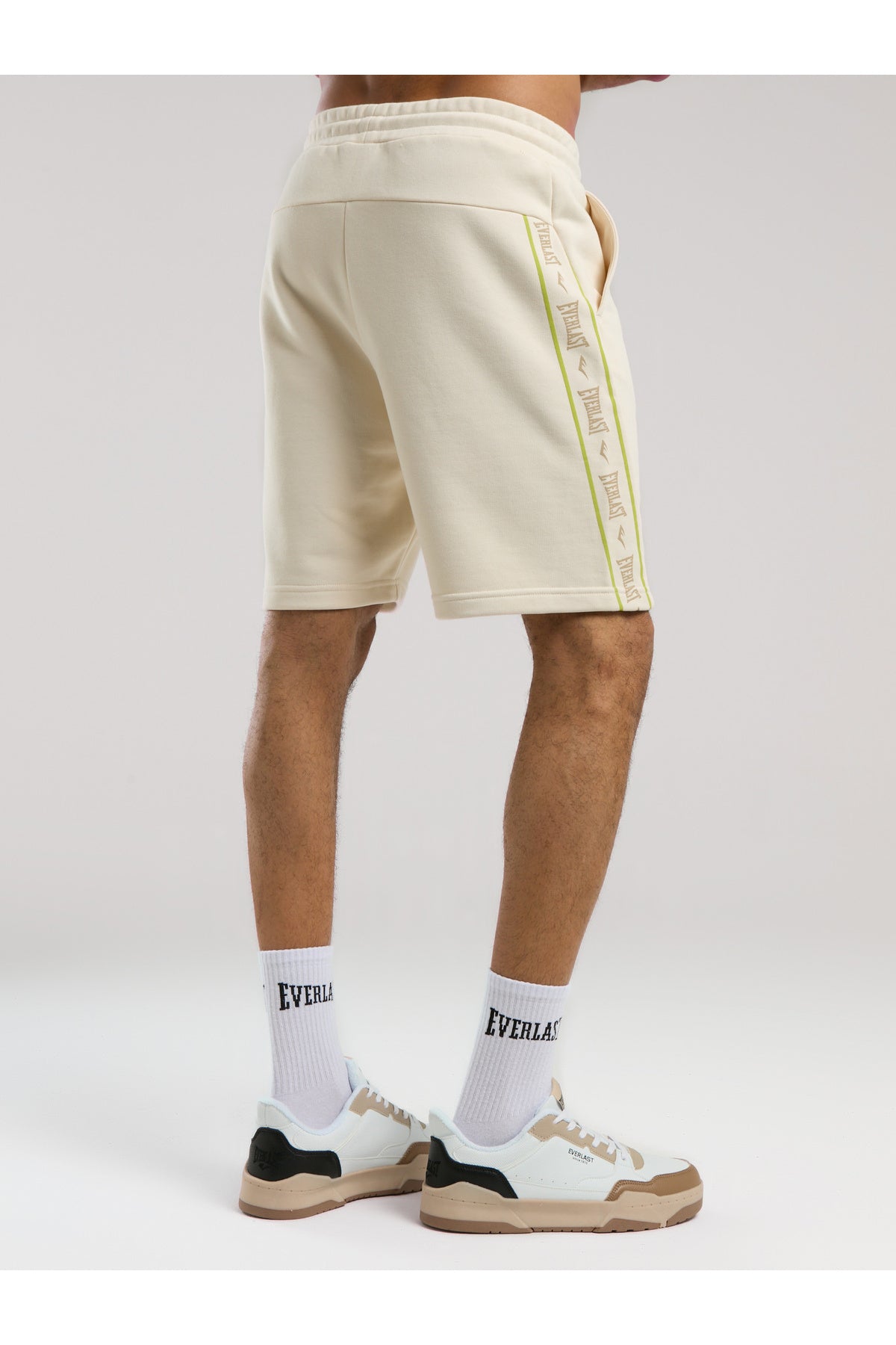 Everlast Pantaloni scurti cu talie elastica si snur, buzunare laterale si logo discret