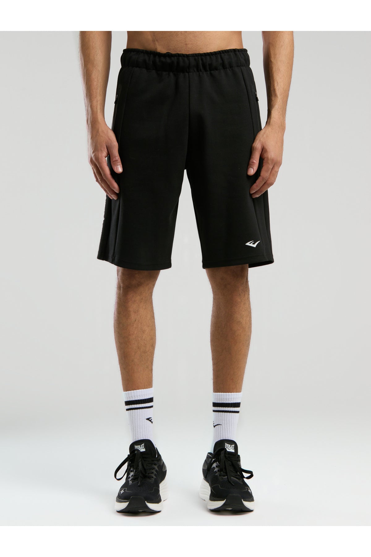 Everlast Pantaloni scurti cu talie elastica si snur, buzunare laterale si logo discret