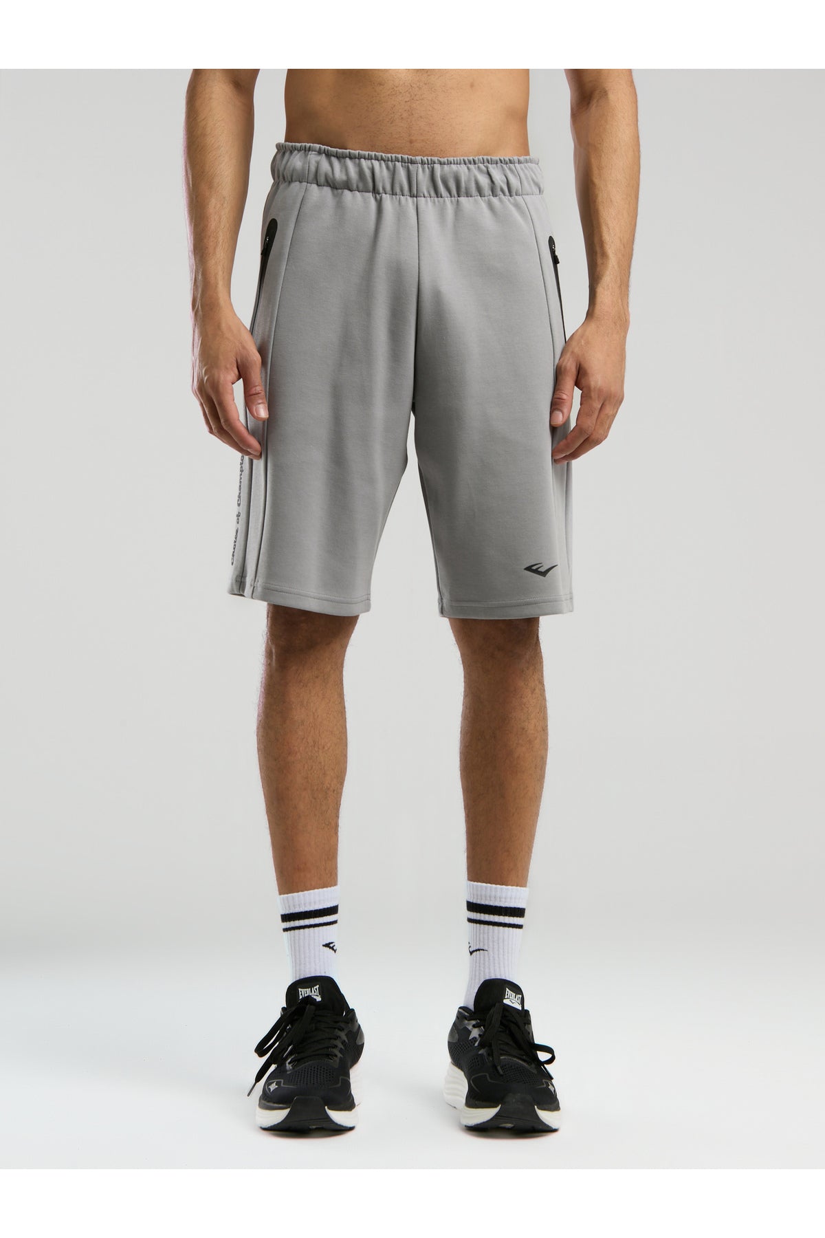 Everlast Pantaloni scurti cu talie elastica si snur, buzunare laterale si logo discret