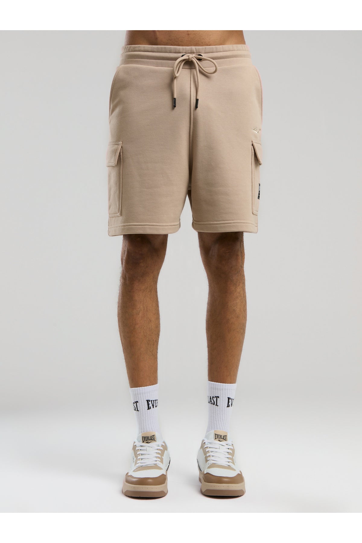 Everlast Pantaloni scurti cu talie elastica si snur, buzunare laterale si logo discret