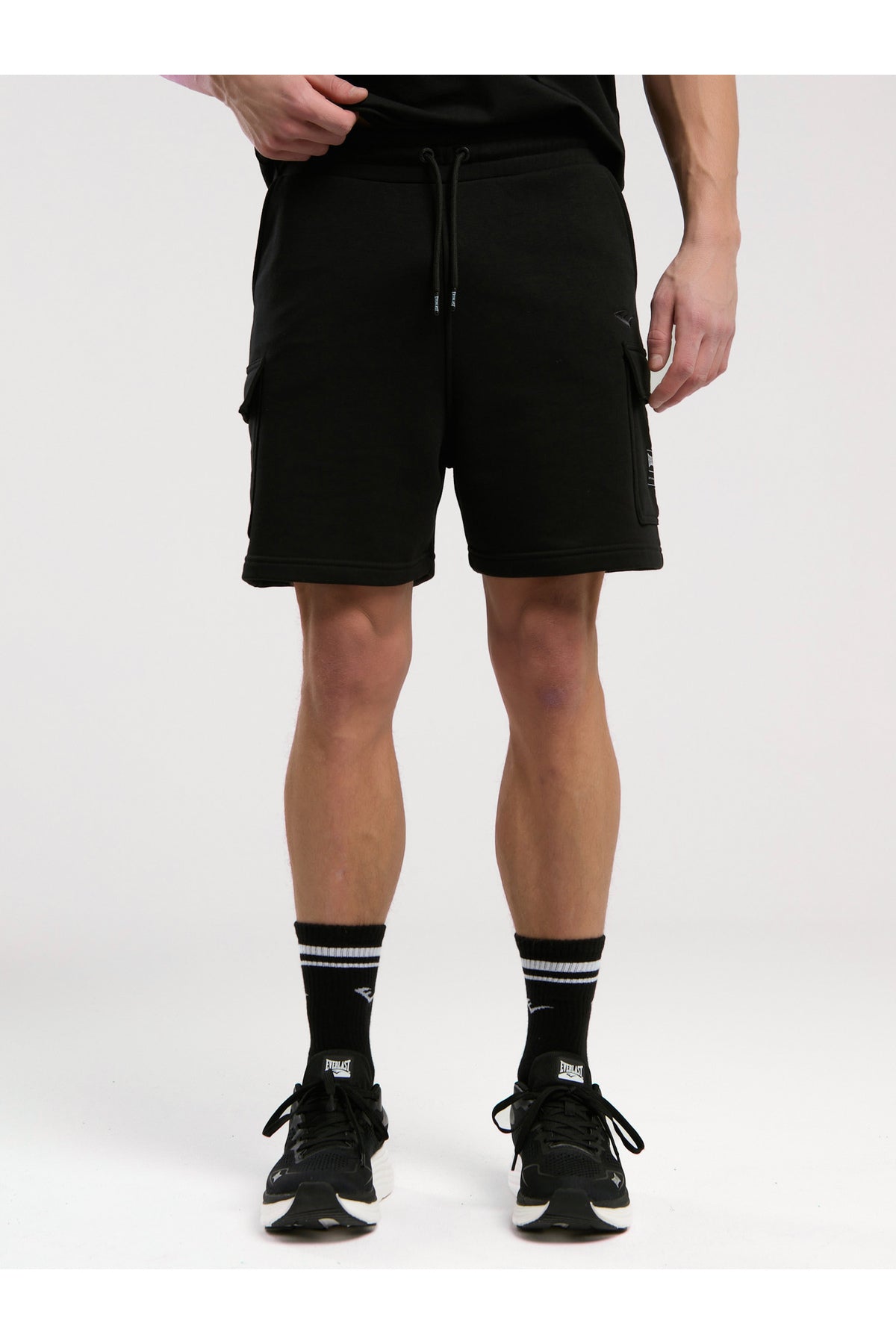 Everlast Pantaloni scurti cu talie elastica si snur, buzunare laterale si logo discret