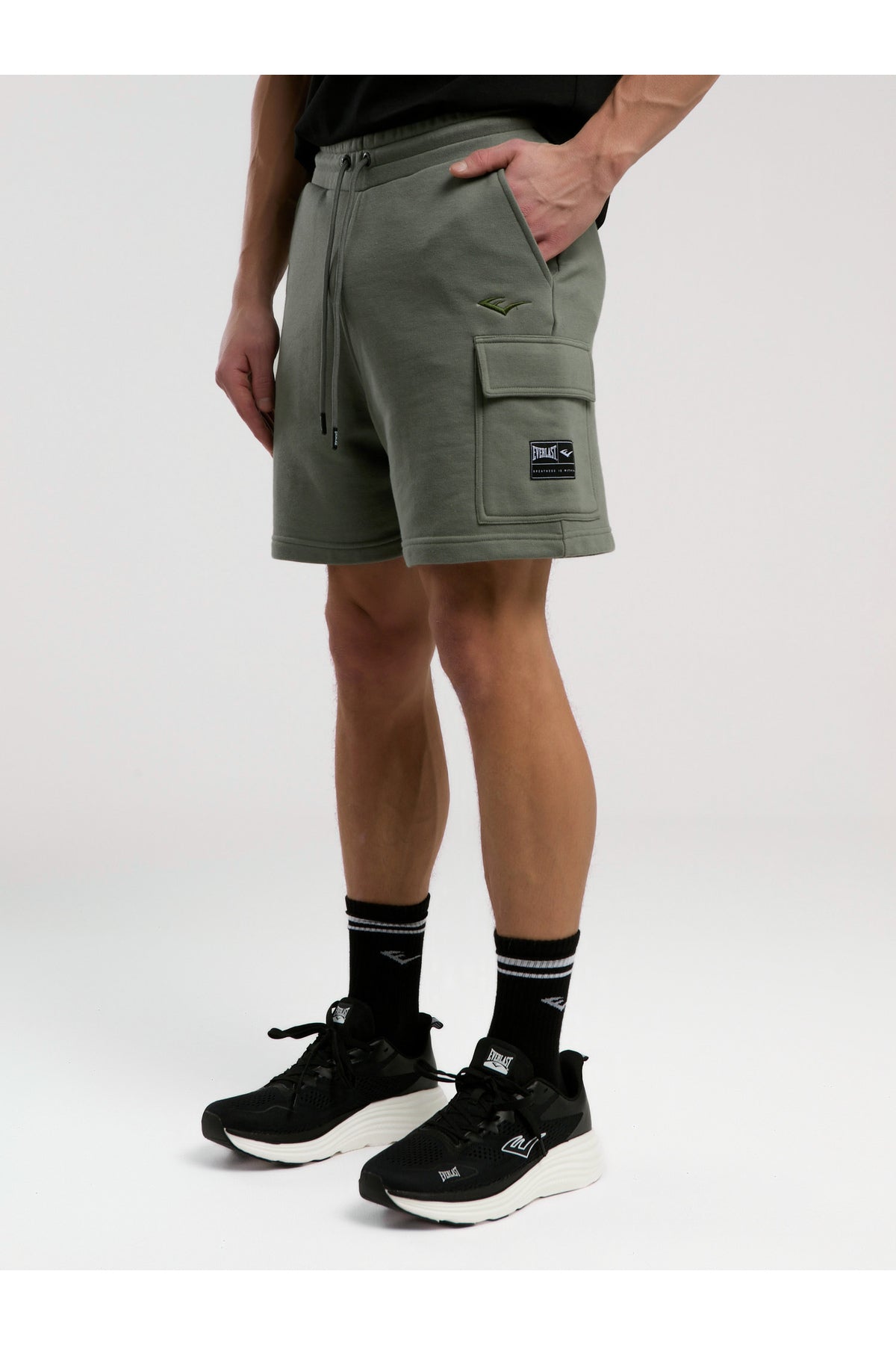 Everlast Pantaloni scurti cu talie elastica si snur, buzunare laterale si logo discret