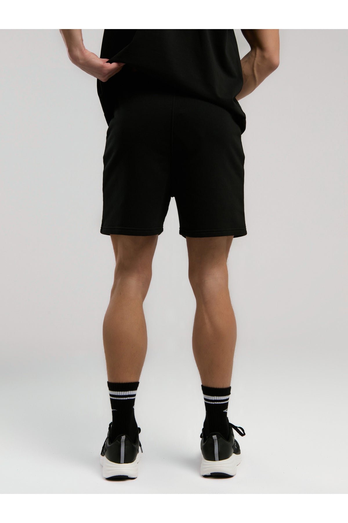 Everlast Pantaloni scurti cu talie elastica si snur, buzunare laterale si logo discret