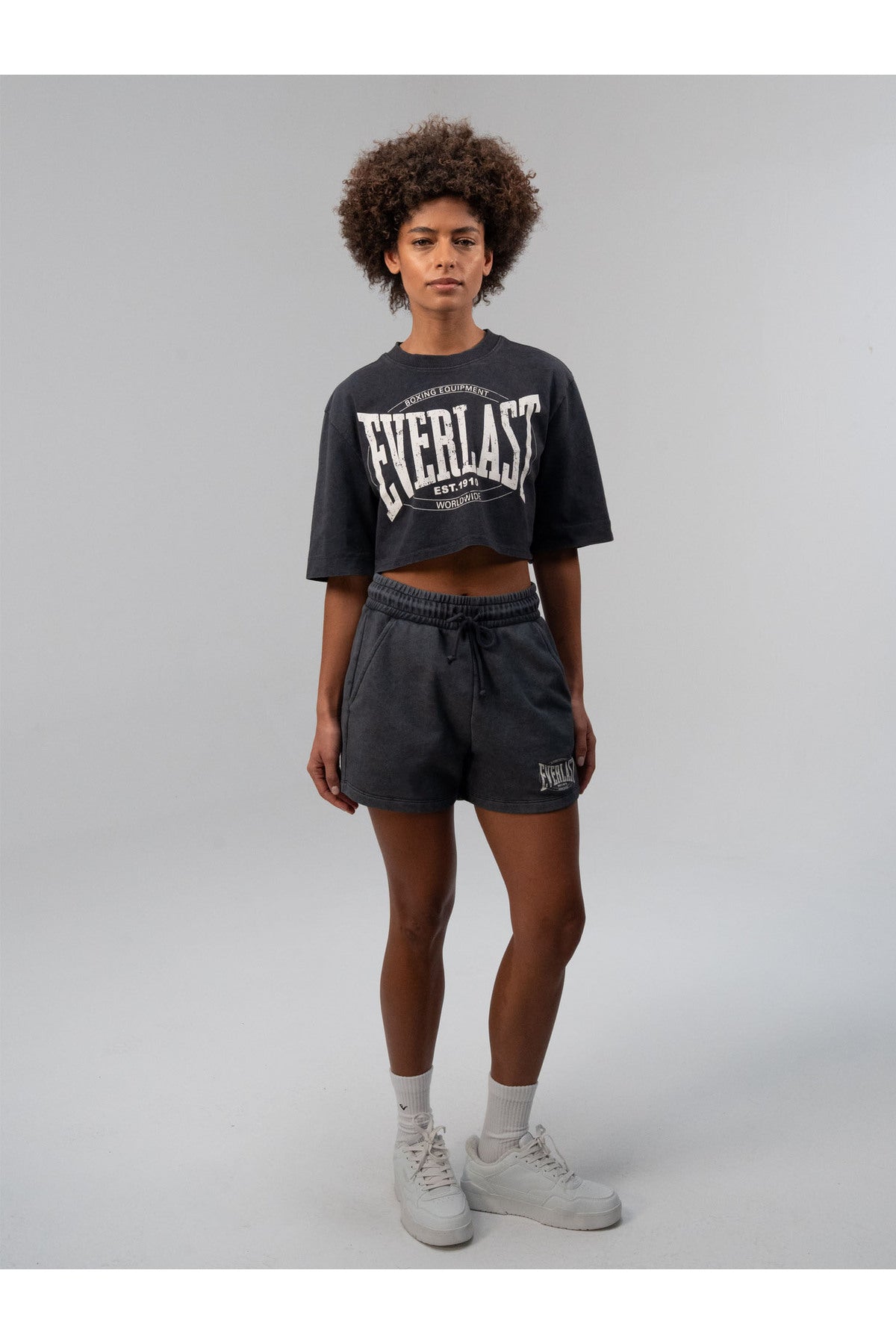 Everlast Pantaloni scurti cu talie inalta elastica si snur, buzunare laterale si logo discret